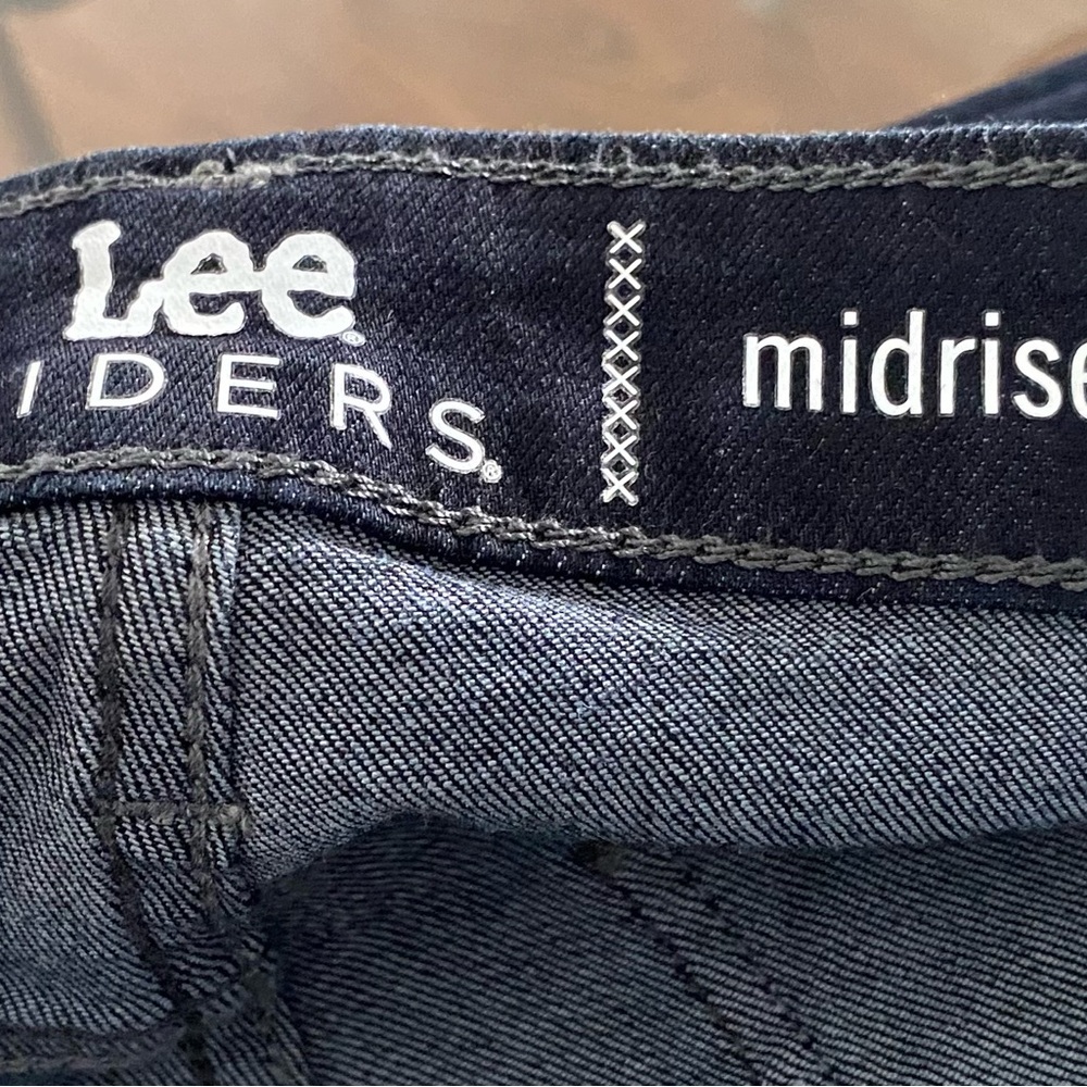 Lee Riders Jeans  classic. Excellent condition.